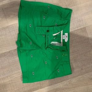 Vineyard vines whale shorts